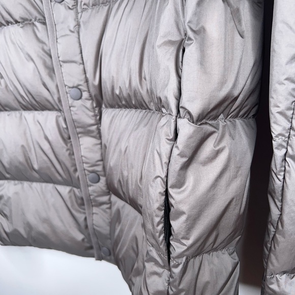 Uniqlo Recycled Down Jacket Gray Brown Quilted Puffer Unisex Size Medium - Picture 7 of 12